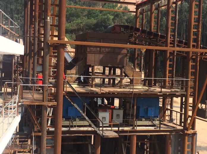 华宝矿机广西贵港市高速矿业时产600吨项目