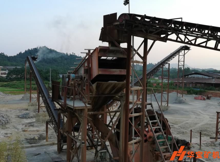江西吉安新干世耀实业新干大洲采石场年产200万吨